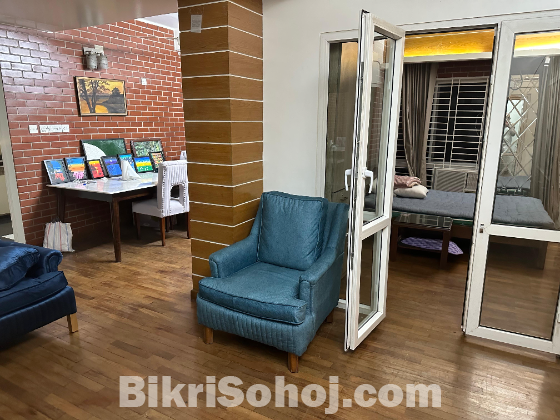 Full Furnished apartment for rent close to GEC Intersection.